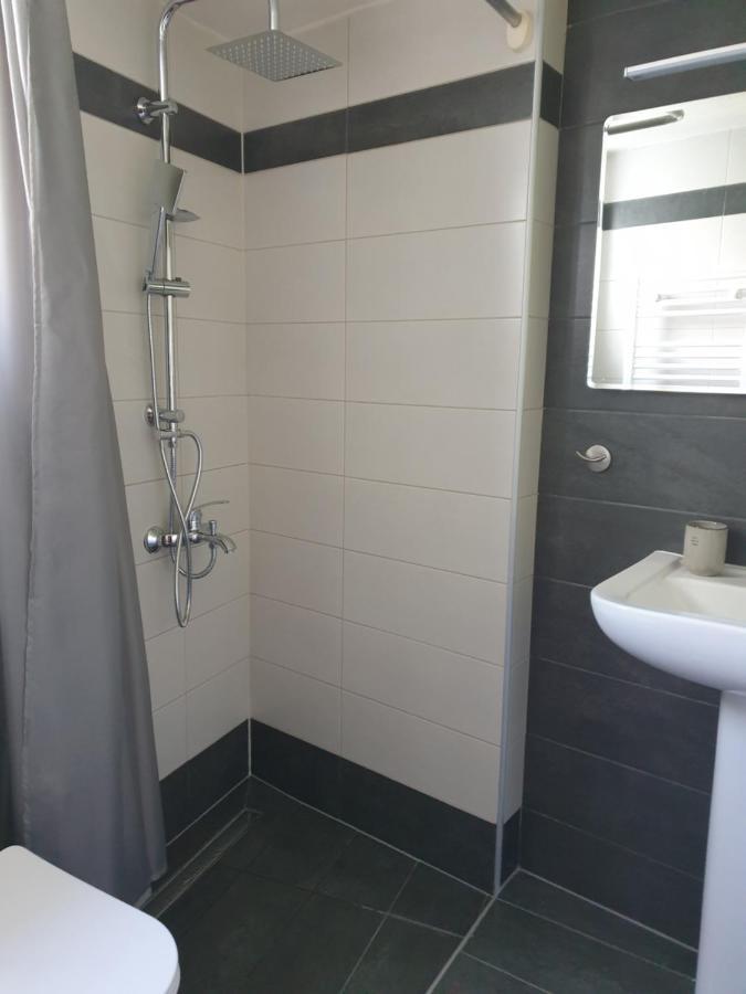 A Pleasent Small -Studio Close To The Port Of 볼로스 외부 사진